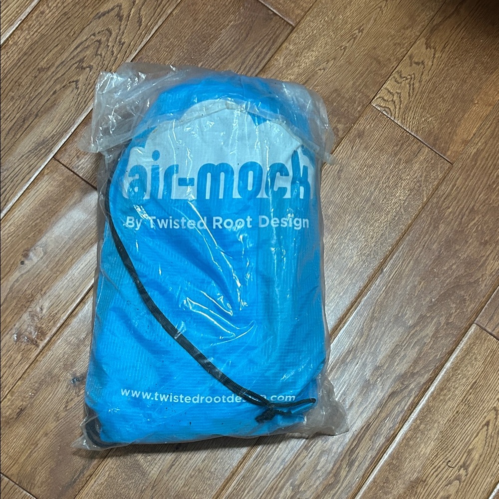Never used air-mock Blue Hanging Hammock by Twisted Root Design